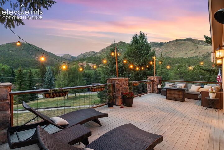 Property Photo:  8825 Chipita Park Road  CO 80809 