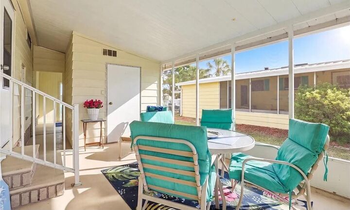 Property Photo:  868 Waterway Drive  FL 32976 