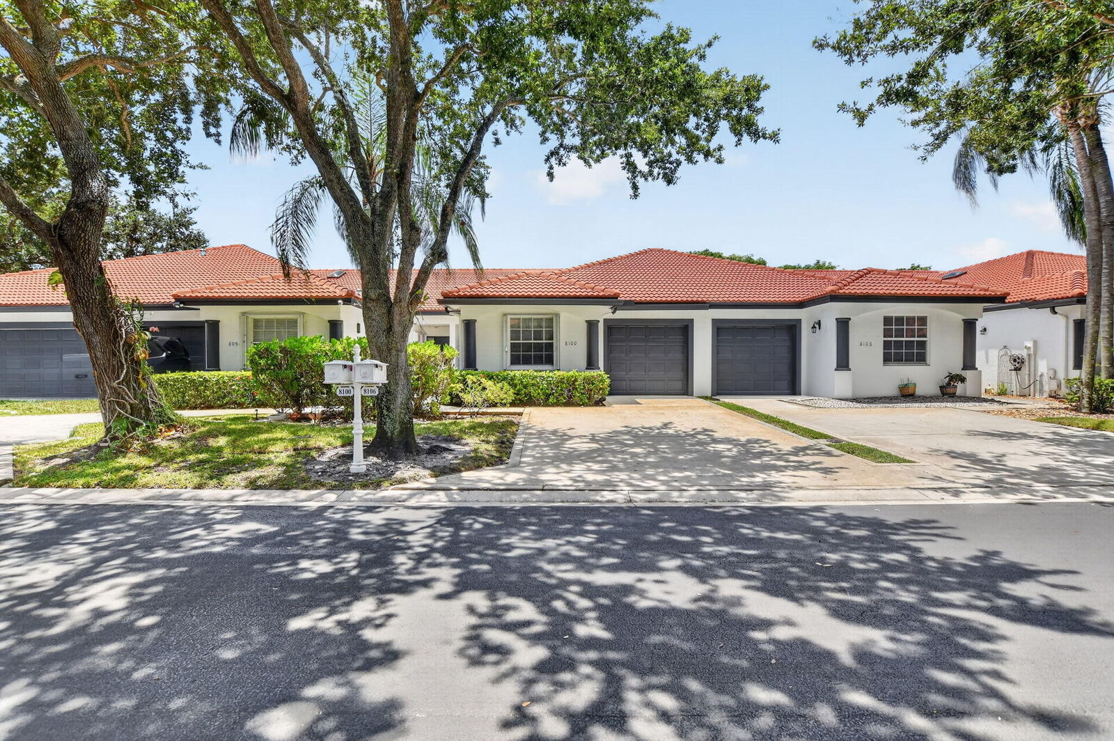 Property Photo: 8100 Via Di Veneto Neiborhood F FL 33496