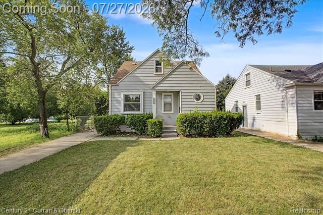 Property Photo: 711 Lincoln Avenue MI 48146
