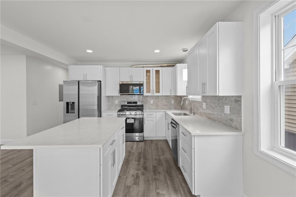 Property Photo:  22 Sherwood Street  RI 02904 