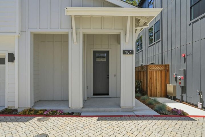 Property Photo: 134 Sunnyside Avenue CA 95008