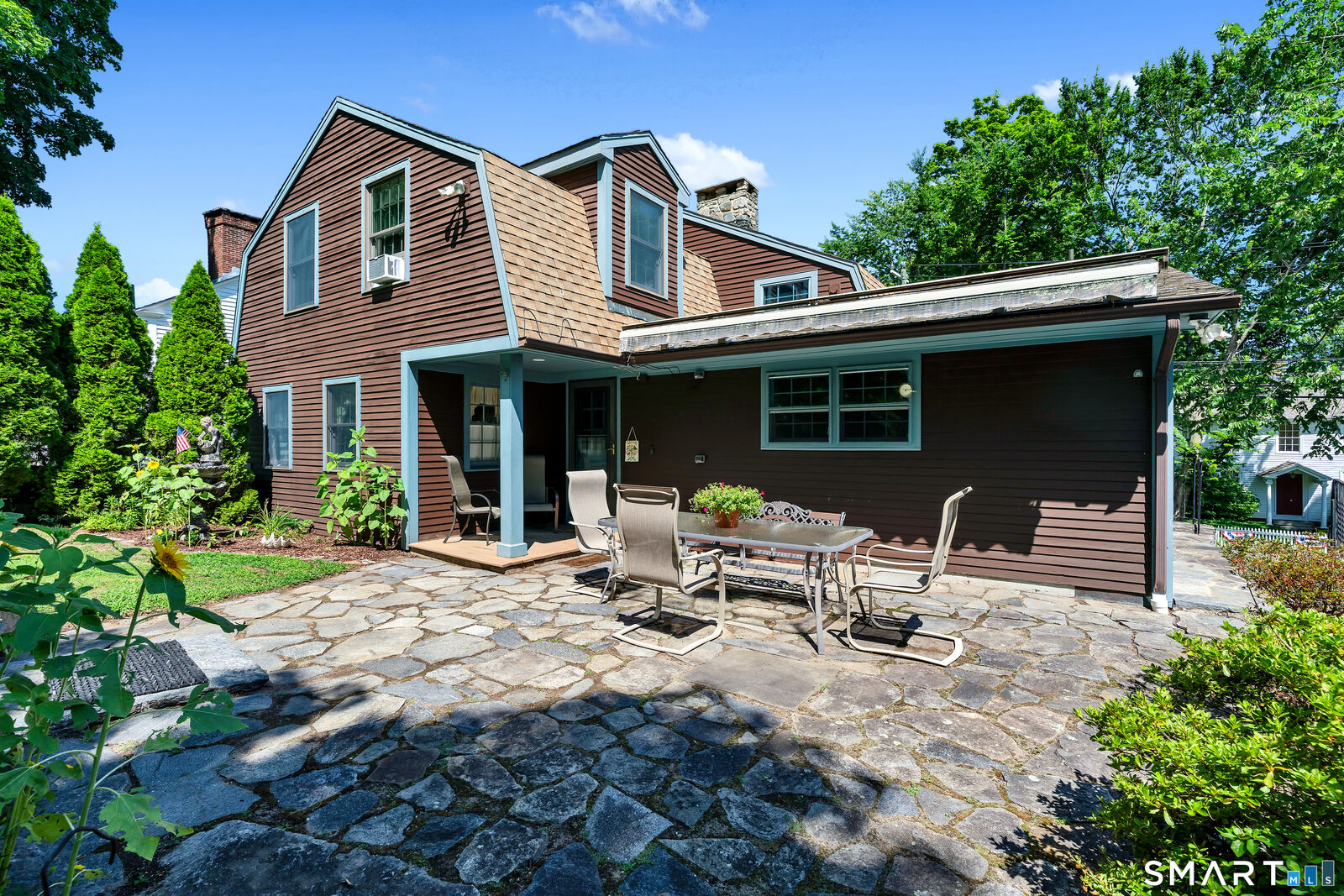 Property Photo:  369 Saybrook Road  CT 06441 