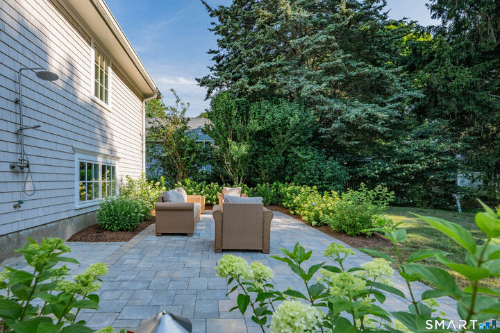 Property Photo:  15 Highland Terrace  CT 06443 