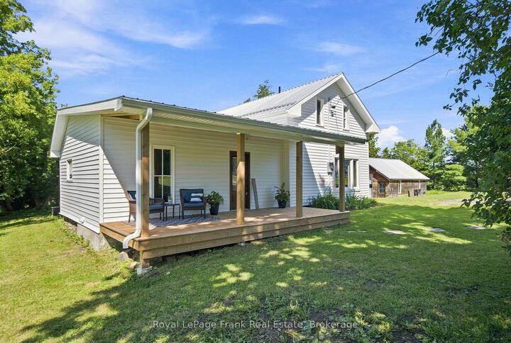 Property Photo: 661 Fingerboard Road ON K0M 2J0