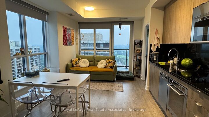 Property Photo:  5 Mabelle Avenue 3433  ON M9A 0C8 