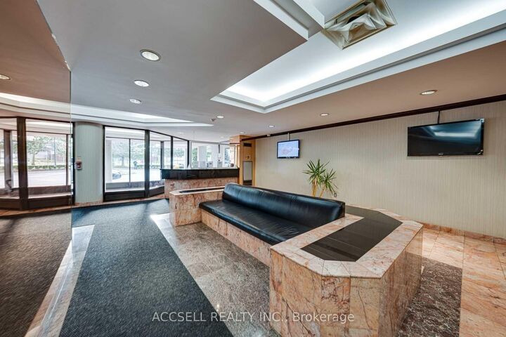 Property Photo:  1 Rowntree Road 1714  ON M9V 5G7 