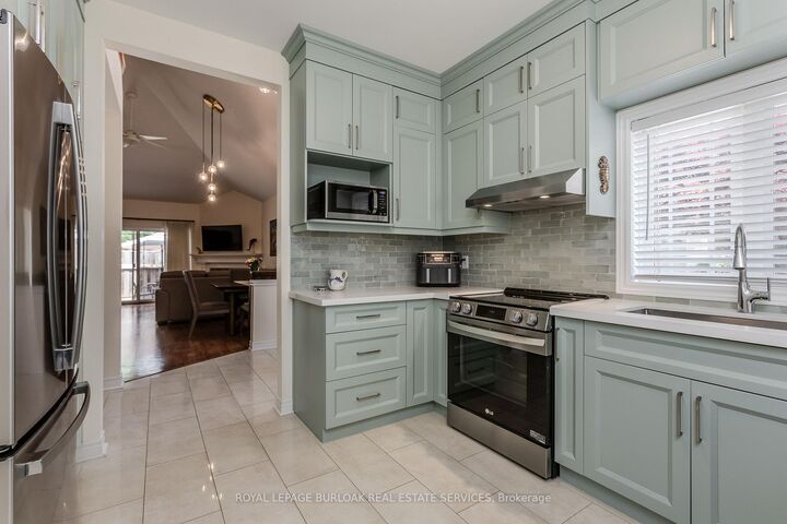 Property Photo: 2169 Orchard Road 33 ON L7L 7J1
