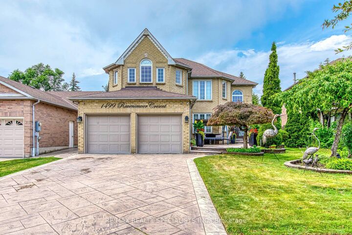 Property Photo:  1499 Ravensmoor Crescent  ON L5M 3L3 