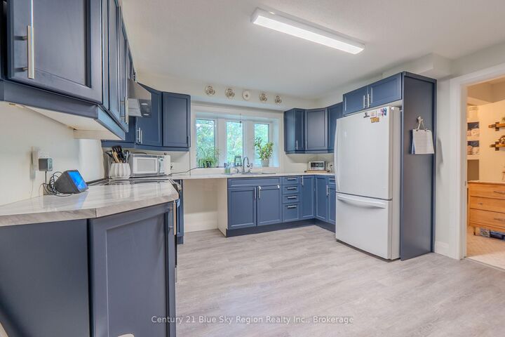 Property Photo:  421 McConnell Street  ON P0H 1V0 