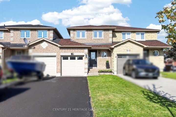 Property Photo:  19 Majesty Boulevard  ON L4M 7K3 