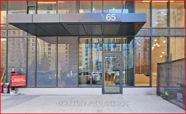 Property Photo:  65 Mutual Street 2407  ON M5B 0E5 