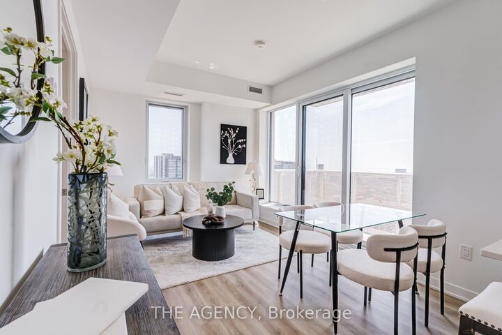 Property Photo:  10 Oak Street 2403  ON M5A 0Z1 
