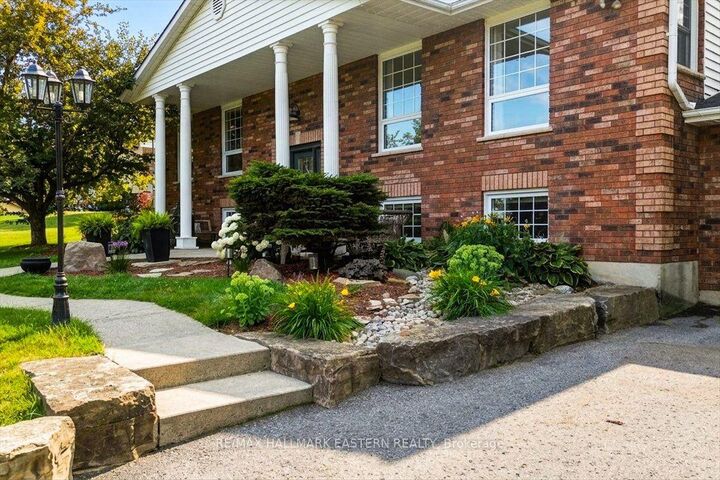 Property Photo:  11 Hillside Drive  ON K0L 1T0 