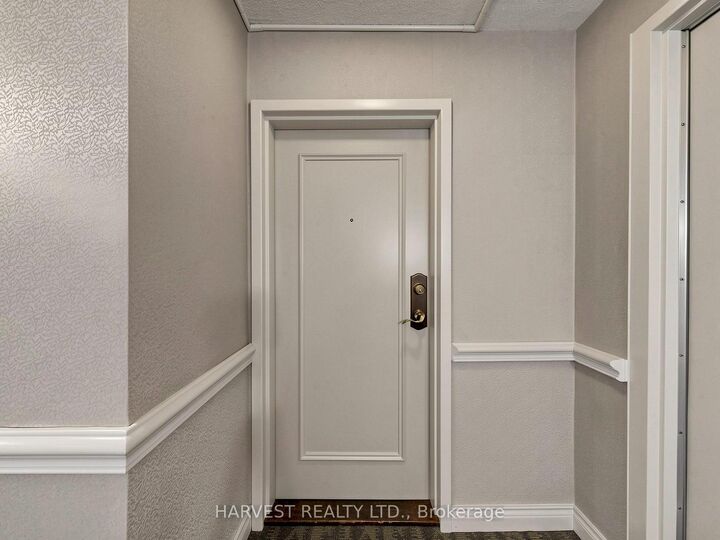 Property Photo:  30 Thunder Grove 305  ON M1V 4A3 