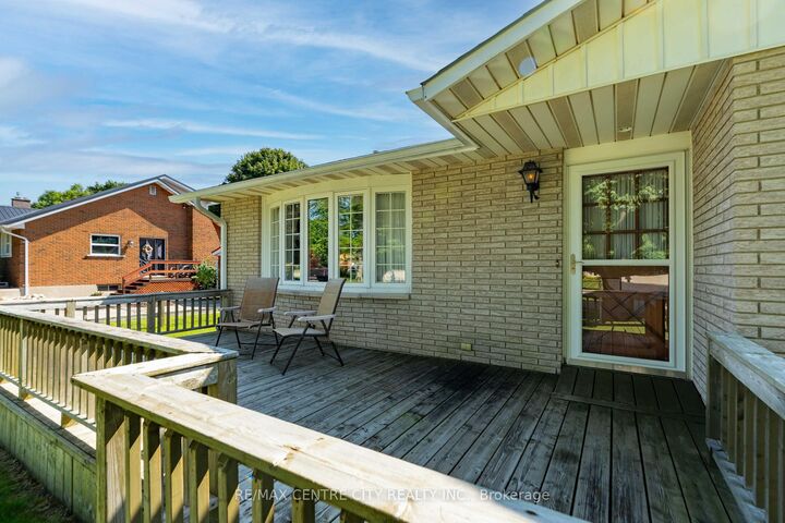 Property Photo:  8114 Sandytown Road  ON N0J 1Y0 