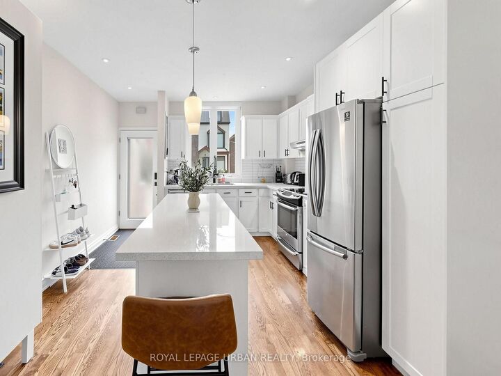 Property Photo:  24 Cavell Avenue  ON M4K 1L6 