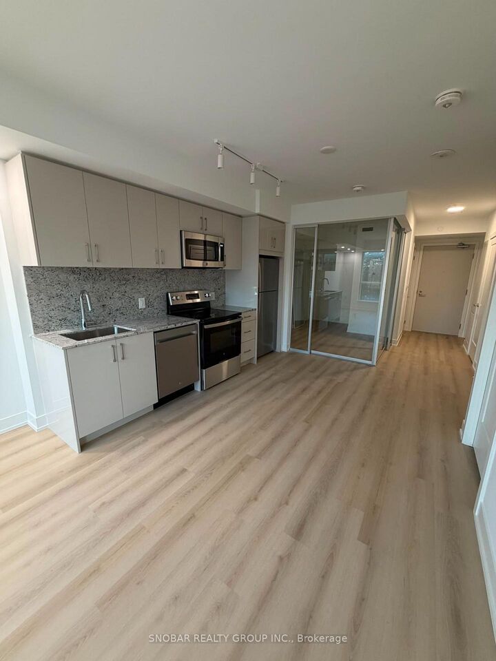 Property Photo:  4000 Eglinton Avenue W 223  ON M9A 4M2 