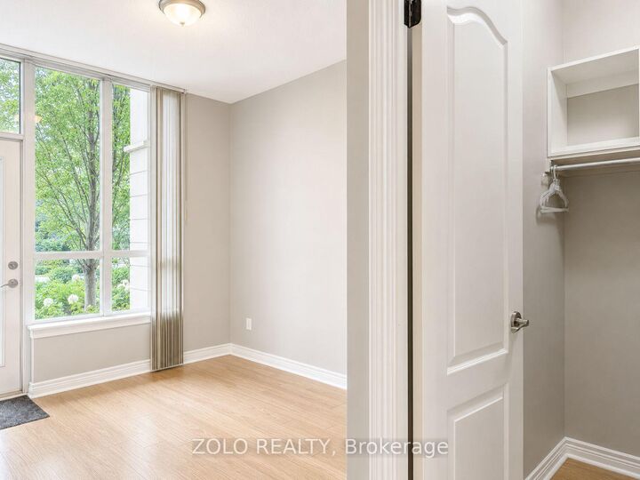 Property Photo: 15 North Park Road 103 ON L4J 0A1