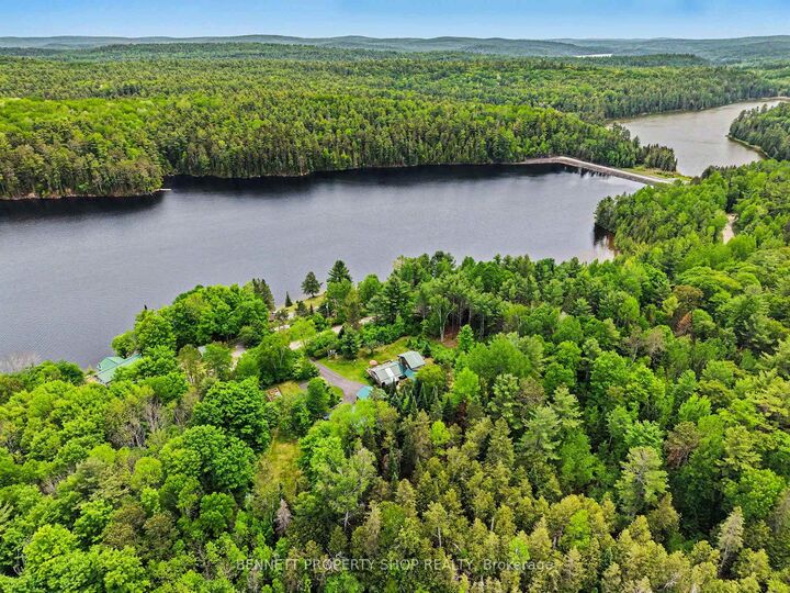 515 Graphite Bay Road — photo 1