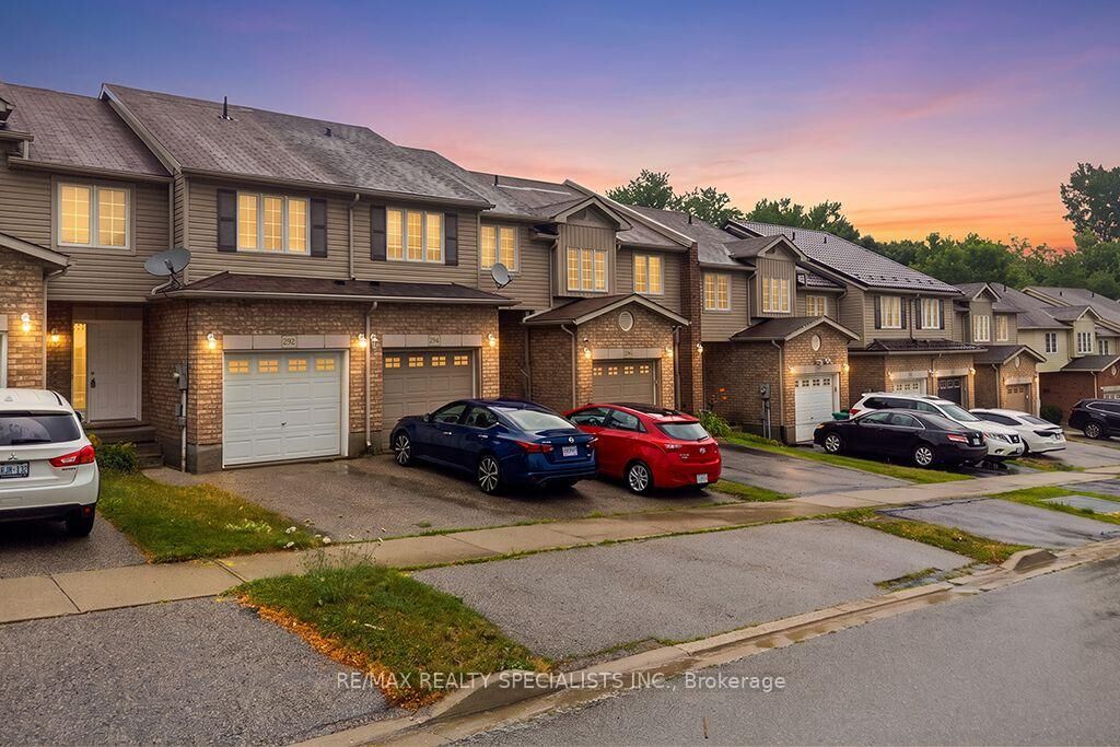 Property Photo:  292 Briarmeadow Drive  ON N2A 4L1 