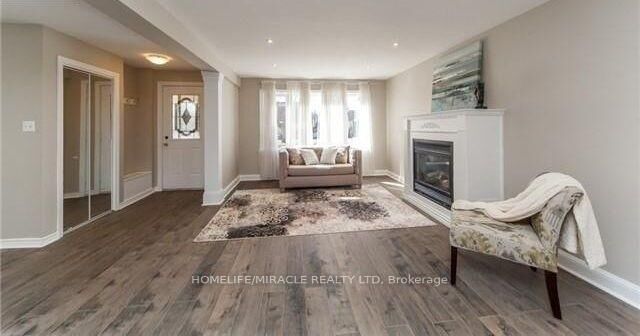 Property Photo:  97 Central Park Boulevard Upper  ON L1G 5Y4 