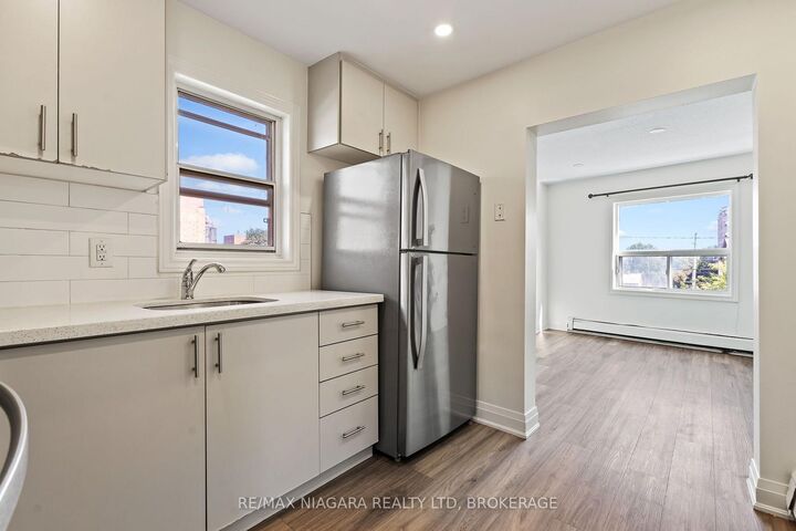 Property Photo:  237 Church Street 2  ON L2R 3E8 