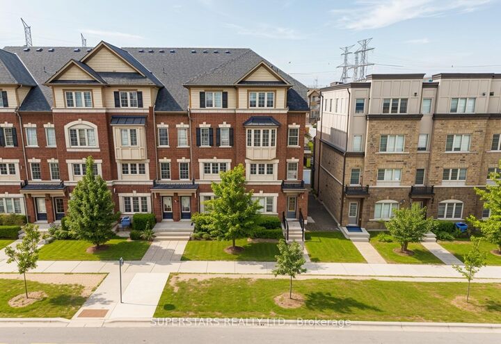 Property Photo:  2775 Deputy Minister Path  ON L1L 0M7 