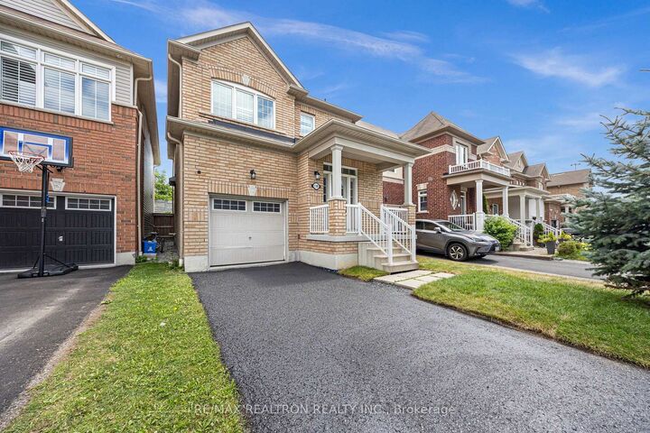 138 Angus Drive — photo 1