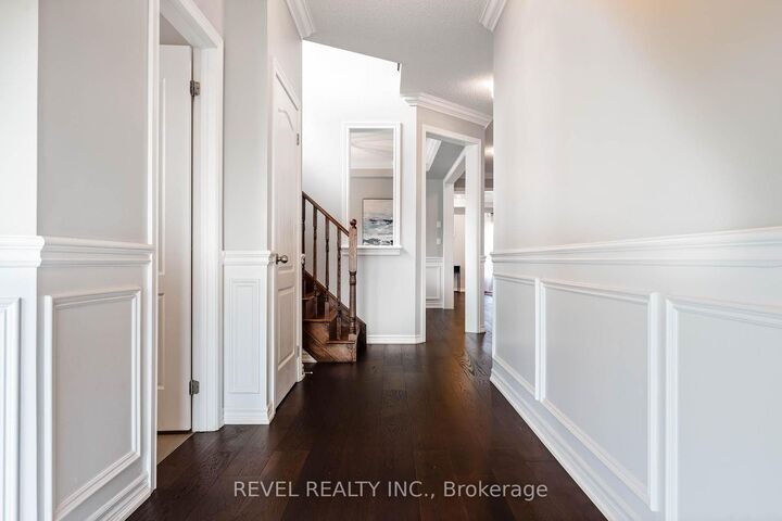 Property Photo:  401 Tansley Street  ON L9V 2S6 