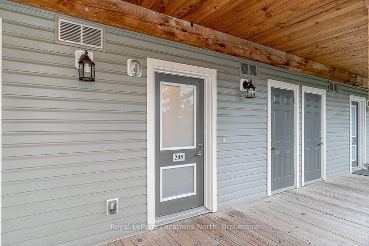 Property Photo: 4 Anchorage Crescent 205 ON L9Y 0Y6