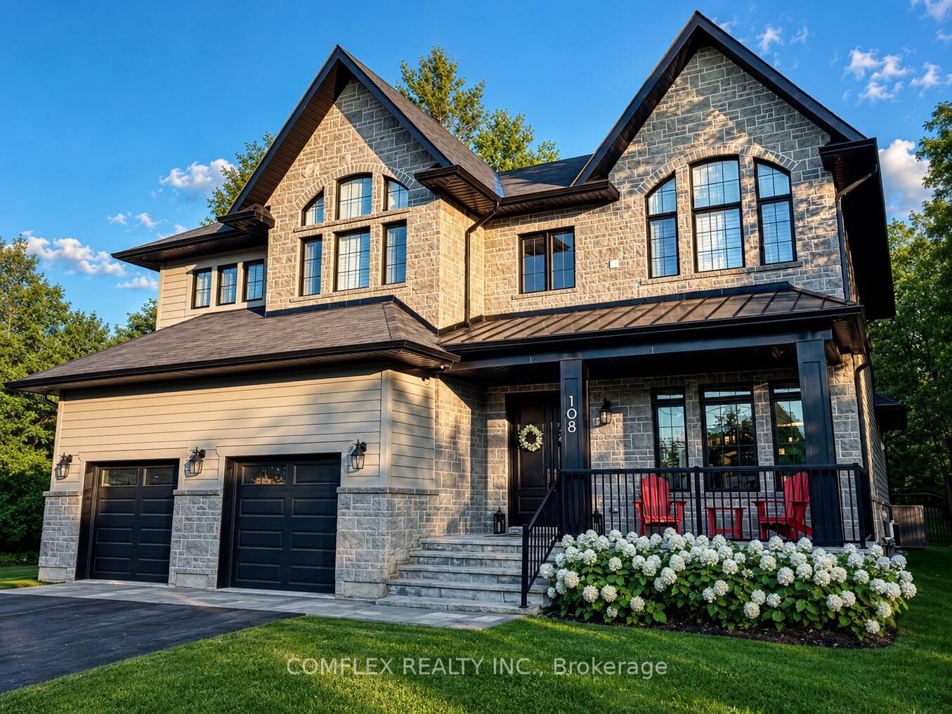 Property Photo: 108 Avenue Road ON L3Y 1N3