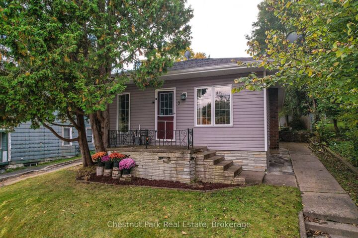 3 Cora Street E — photo 1