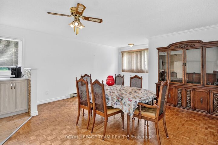 Property Photo:  53 Fieldrow Street  ON K2G 2Y6 