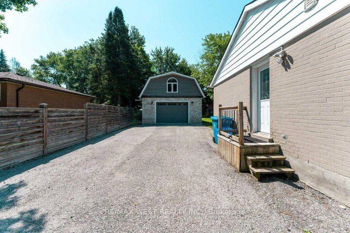 Property Photo:  67 Garage May Avenue  ON L0G 1V0 