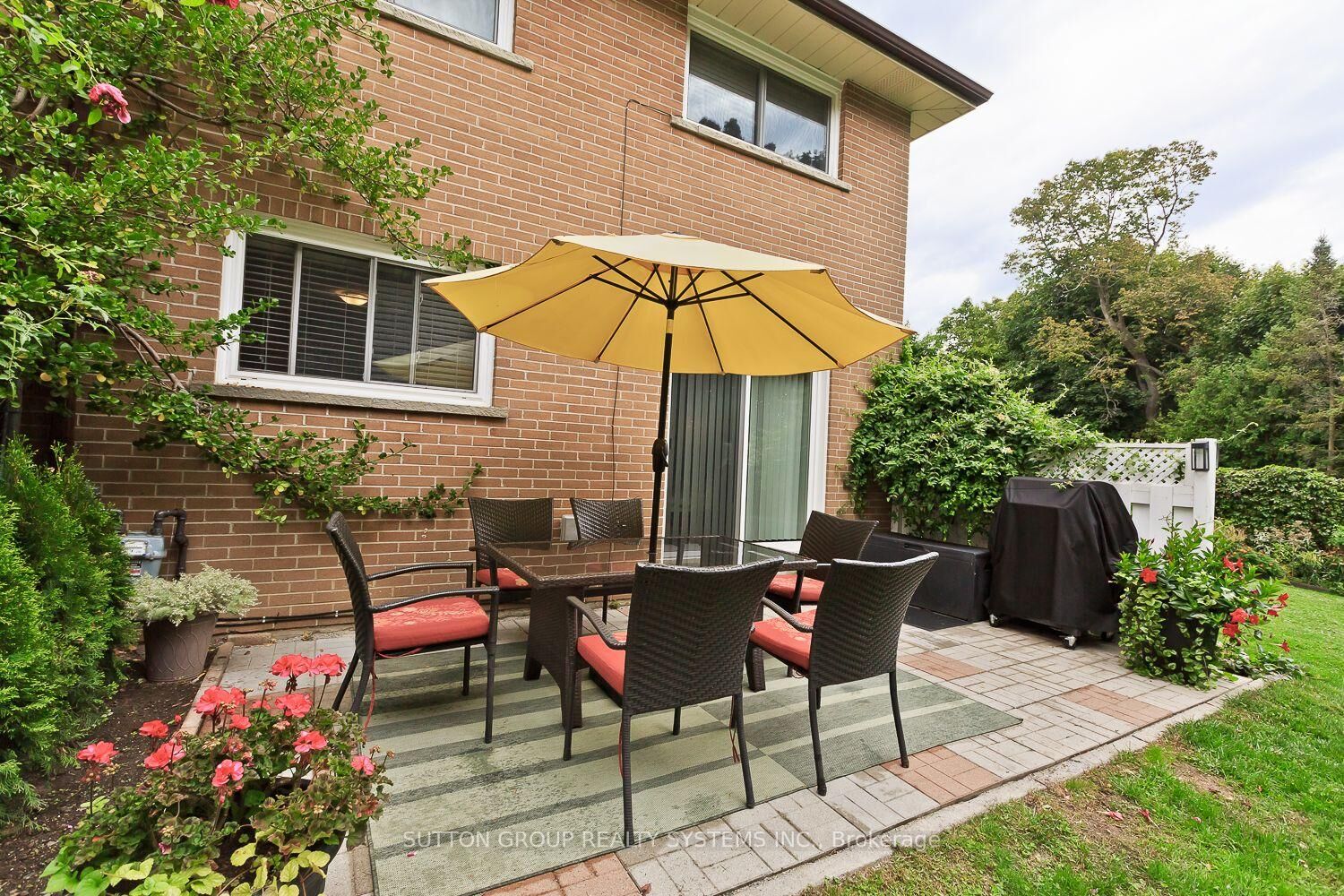 Property Photo:  3174 Taviton Court Lower Level Of The House  ON L4X 2K1 
