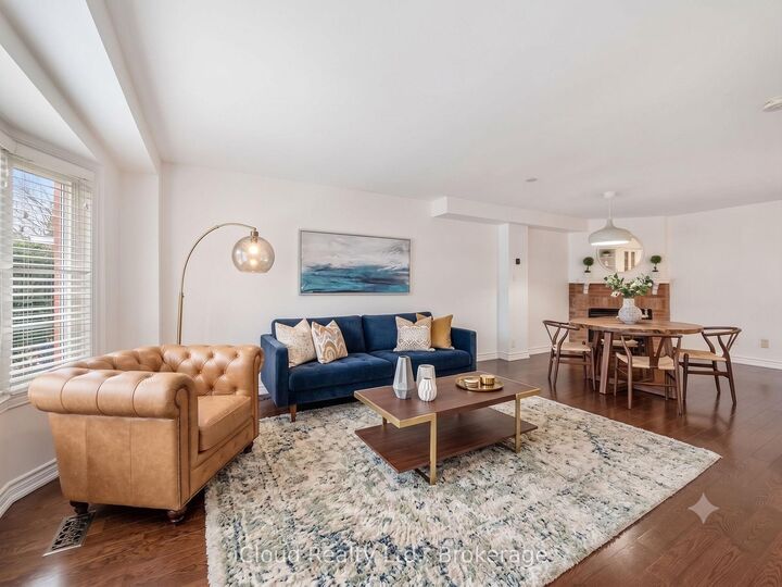 Property Photo:  110 Glenashton Drive  ON L6H 6G3 