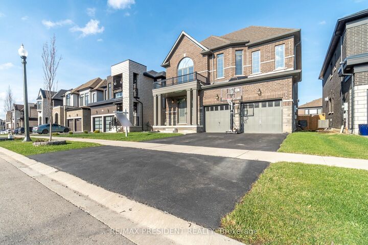 Property Photo:  142 Prince Charles Crescent  ON N4T 0N1 