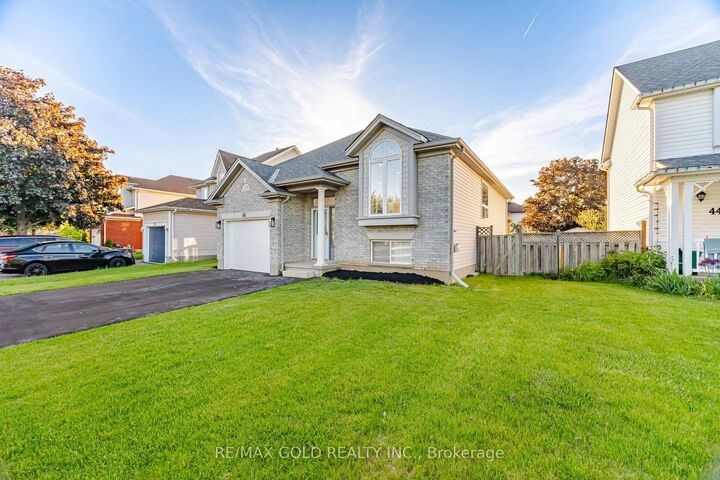 Property Photo:  46 Cashel Crescent  ON N3T 6L1 
