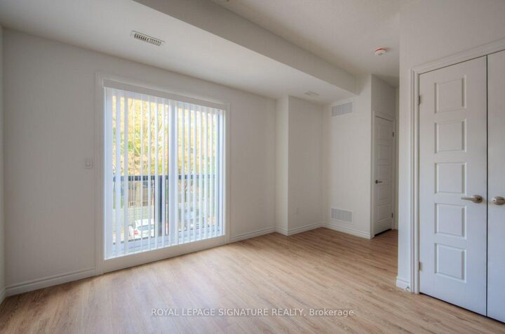 Property Photo:  374 Prospect Avenue A11  ON N2A 0L2 