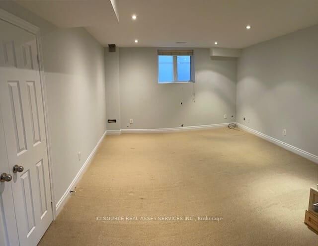 Property Photo:  71 Vaughan Boulevard Basement  ON L4J 3N8 