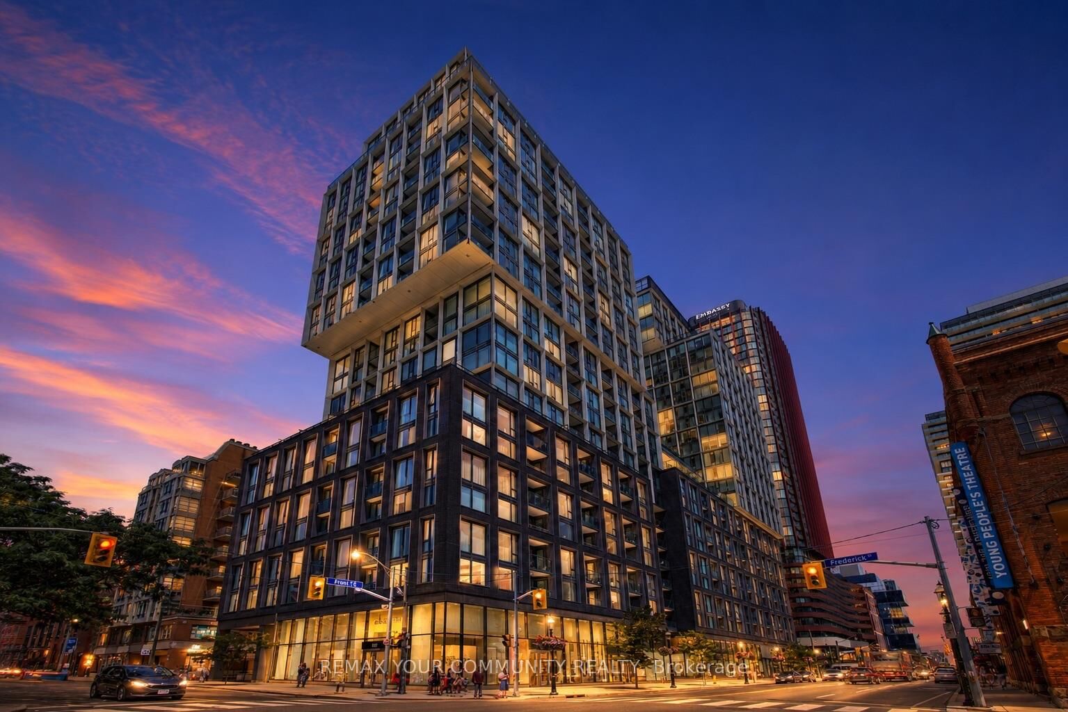 Property Photo: 158 Front Street E 618 ON M5A 0K9