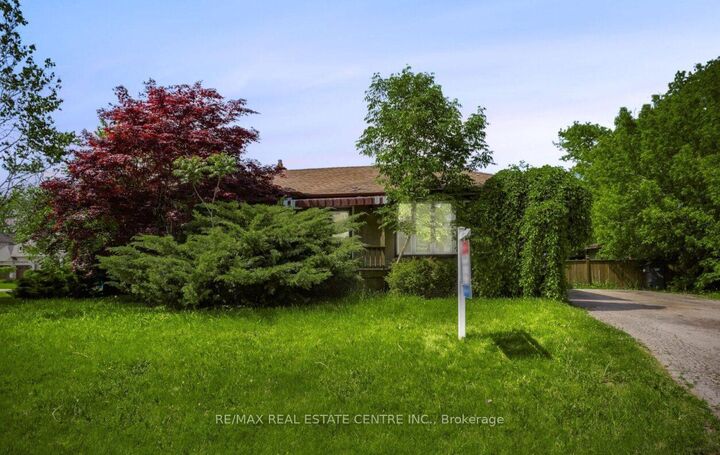 474 Seaton Drive — photo 1