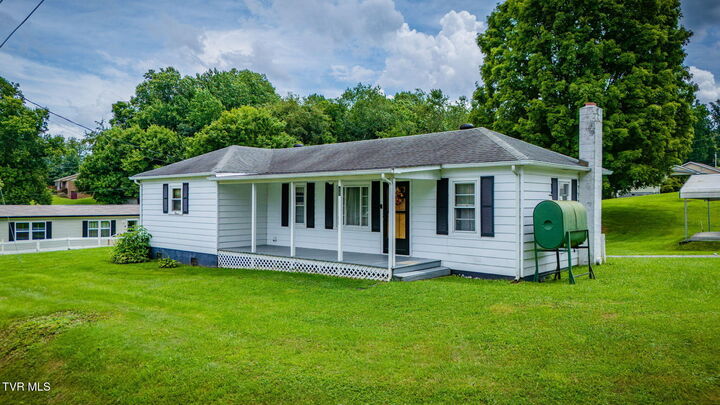 Property Photo: 323 Booher Lane TN 37620