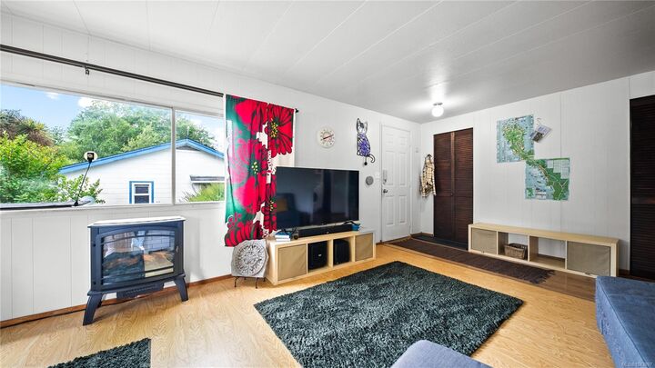 Property Photo:  240 Campbell St  BC V0R 2Z0 