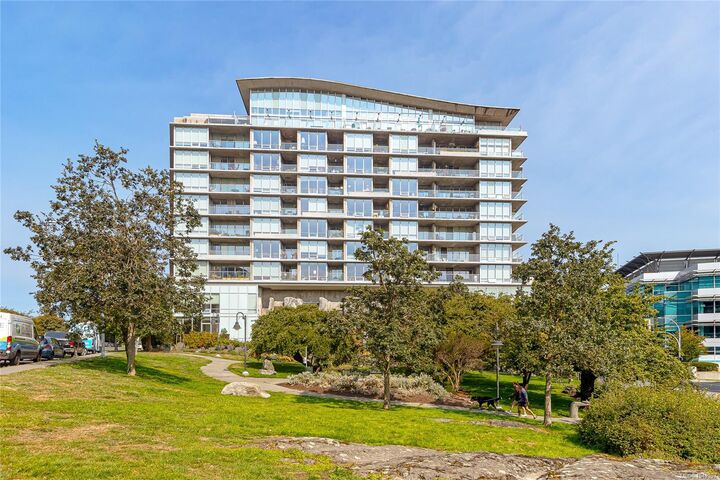 Property Photo:  160 Wilson St #810  BC V9A 7P9 