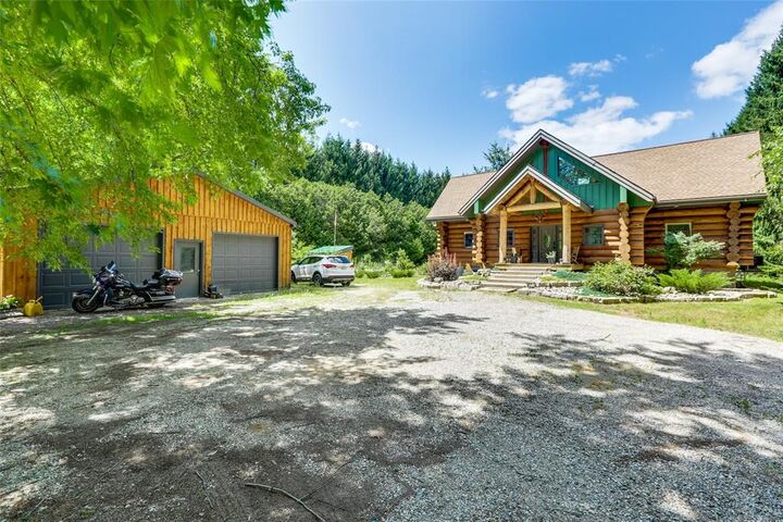 Property Photo: 670 Trillium Drive ON N0L 1Z0