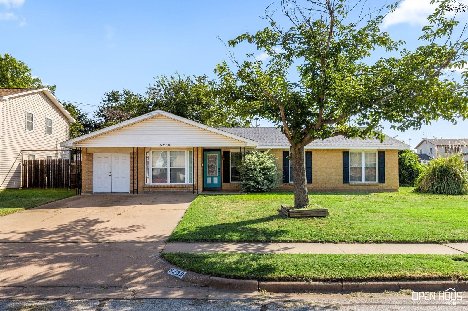 Property Photo:  5238 Jamaica Drive  TX 76310 
