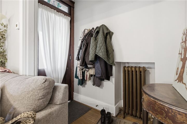 Property Photo:  47 S Linwood Ave  PA 15205 