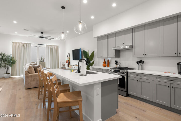 Property Photo:  5151 N 13th Place 7  AZ 85014 